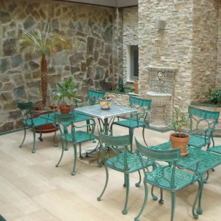 Molino Hotel